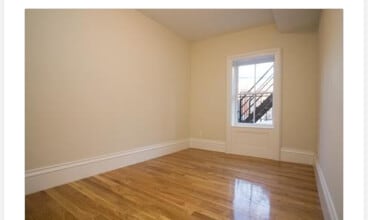 685 Massachusetts Ave, Unit 2 in Boston, MA - Foto de edificio - Building Photo