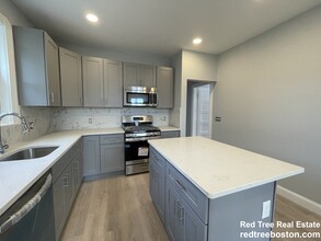44 Ashley St, Unit 2 in Boston, MA - Building Photo - Building Photo