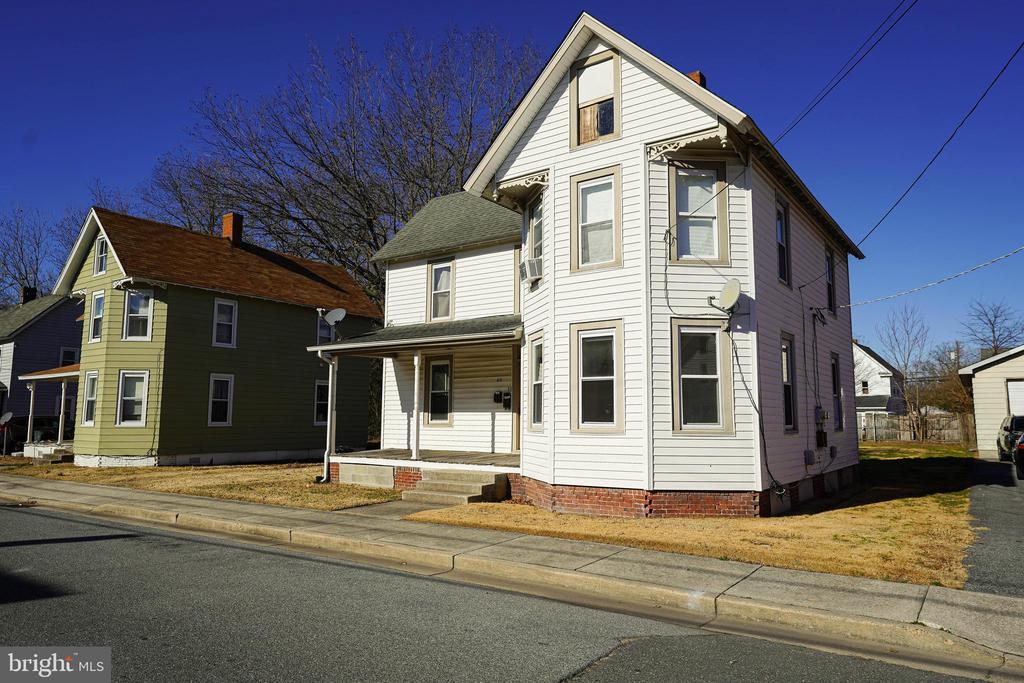 415 E East St in Delmar, MD - Building Photo