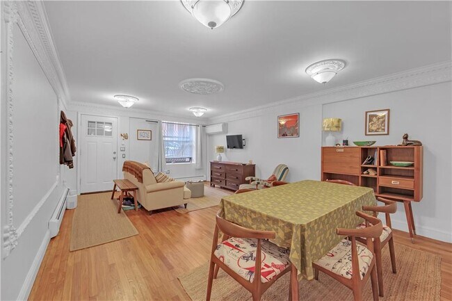 108 W 130th St in New York, NY - Building Photo - Building Photo