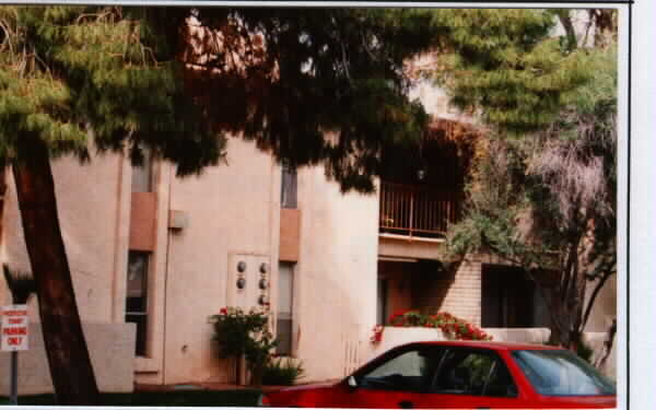 Scottsdale Park Place in Scottsdale, AZ - Foto de edificio - Building Photo