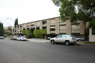 Reno Terrace in Los Angeles, CA - Building Photo - Building Photo