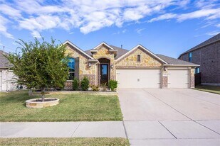 10038 Boswell Dr in Frisco, TX - Building Photo
