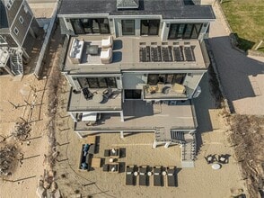 41 Atlantic Ave in Westerly, RI - Building Photo - Building Photo