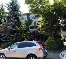 Nimerick Apartments in Vancouver, BC - Building Photo