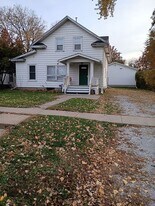5251 Stockwell St in Lincoln, NE - Building Photo