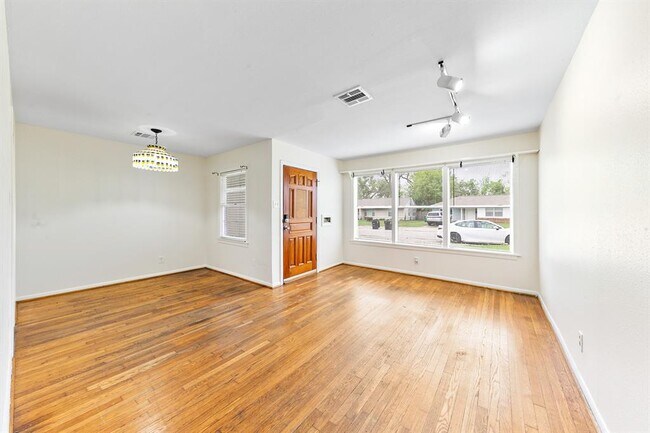 6603 Maybank Dr in Houston, TX - Building Photo - Building Photo