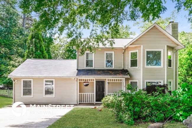 property at 3618 Chinaberry Ln