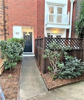 865 Wilshire Blvd in Metairie, LA - Building Photo