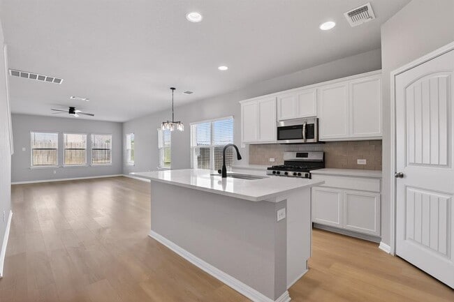 2961 Bridekirk Dr in Round Rock, TX - Building Photo - Building Photo