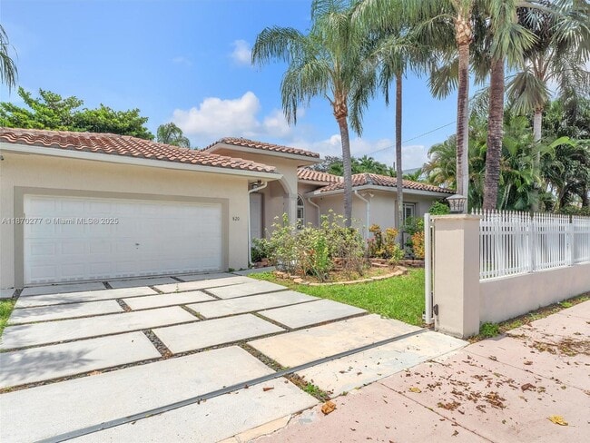 820 Tangier St in Coral Gables, FL - Building Photo - Building Photo