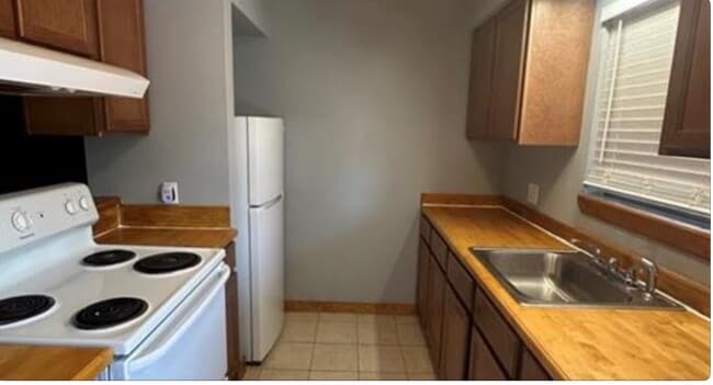 property at 1867 Florida Dr