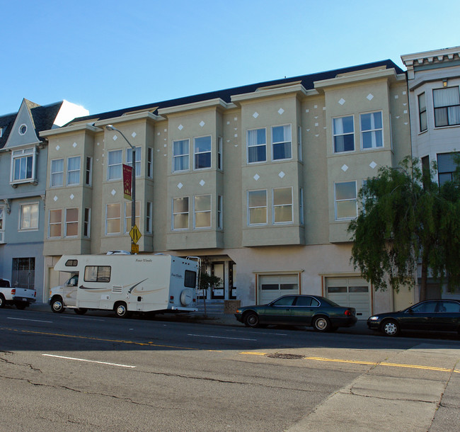 824-828 Masonic Ave in San Francisco, CA - Building Photo - Building Photo