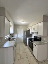 13926 First St in Ft. Myers, FL - Building Photo - Building Photo