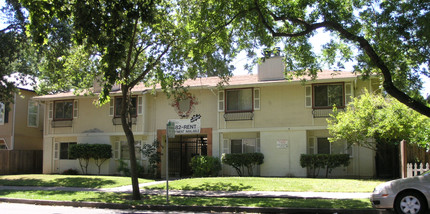 1814 V St in Sacramento, CA - Building Photo - Building Photo