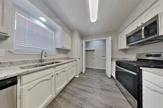 14126 Barrone Dr in Cypress, TX - Building Photo - Building Photo