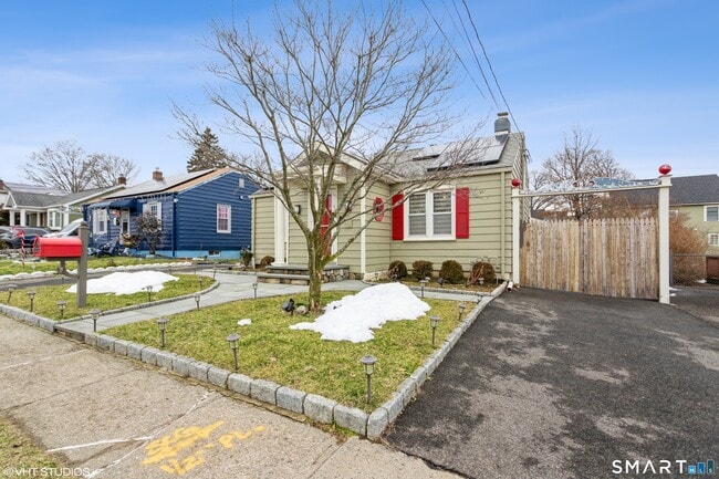 680 Queen St in Bridgeport, CT - Building Photo - Building Photo