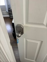 6140 Hillandale Dr in Atlanta, GA - Foto de edificio - Building Photo