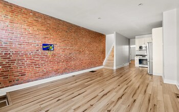 41 N Collington Ave in Baltimore, MD - Building Photo - Building Photo