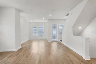 2513 Boone Ct in Sarasota, FL - Building Photo - Building Photo