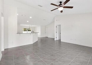 8961 SE Hwy 42 in Summerfield, FL - Building Photo - Building Photo