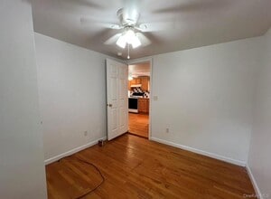 63 Hudson St in Chester, NY - Building Photo - Building Photo