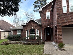 1927 Enchanted Park Dr in Spring, TX - Building Photo - Building Photo