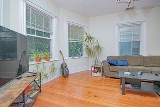 21 Edison Green in Boston, MA - Building Photo - Building Photo