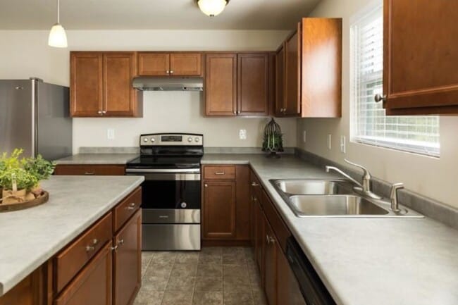 3119 Ivywood Cir in Howell, MI - Building Photo - Building Photo