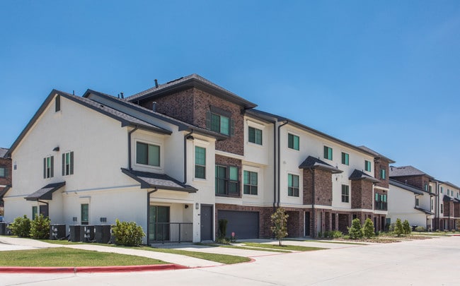 Townhomes at Lake Park