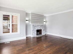 7815 S Emerald Ave in Chicago, IL - Building Photo - Building Photo