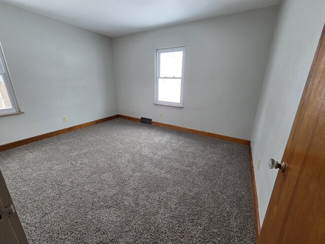 2415 Carew St in Fort Wayne, IN - Building Photo - Building Photo