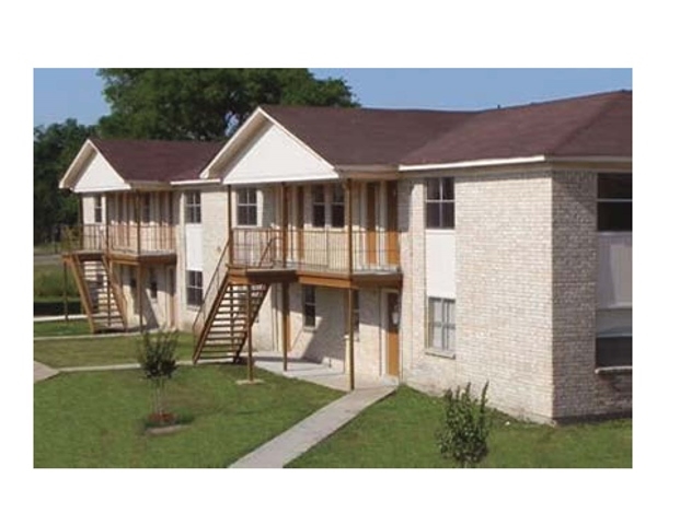 Magnolia Villas in Tallulah, LA - Building Photo