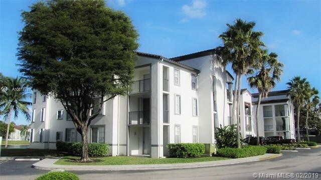 4400 NW 107th Ave-Unit -301 in Doral, FL - Building Photo - Building Photo