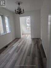 547 Glencairn Ave in Toronto, ON - Building Photo - Building Photo