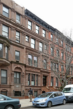 32 W 88th St in New York, NY - Building Photo - Building Photo