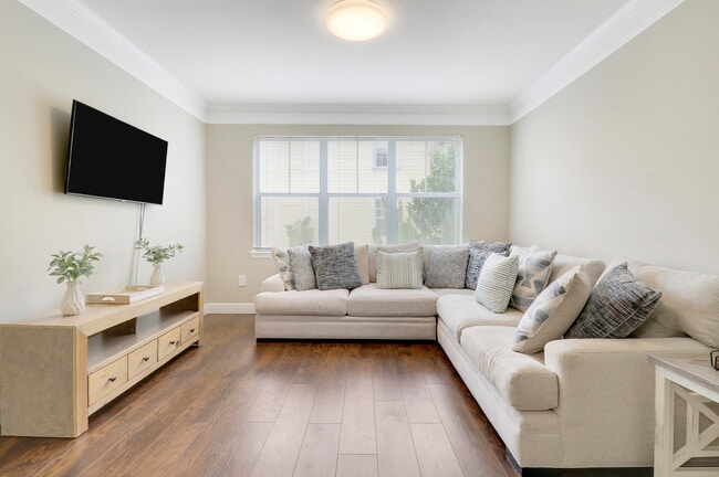 property at 276 Murcia Dr