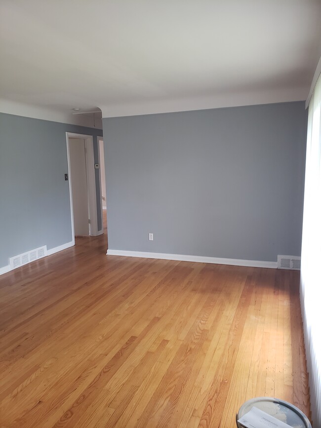 23025 Kipling St in St. Clair Shores, MI - Building Photo - Building Photo