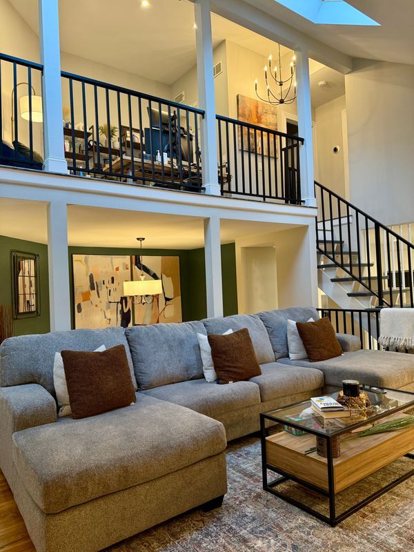 property at 4632 Bloomingdale Dr