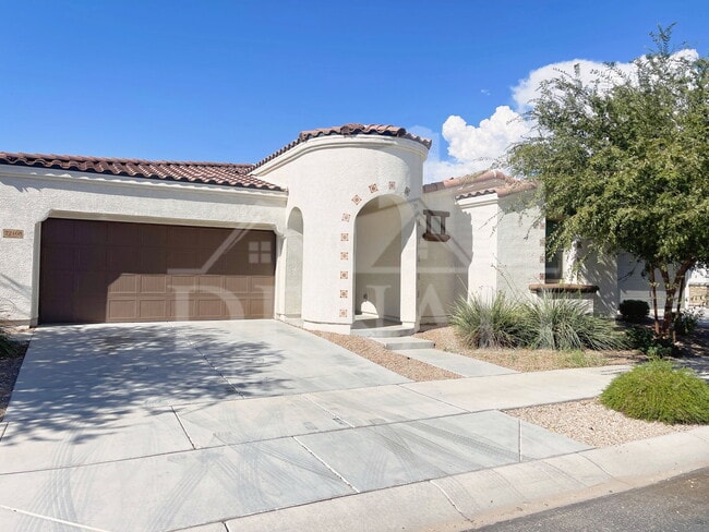 22468 E Calle de Flores in Queen Creek, AZ - Building Photo - Building Photo