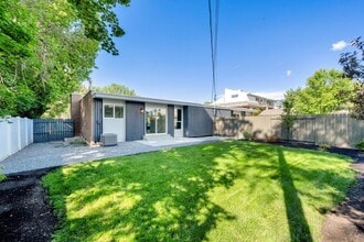 1210 E Bonner Way in Millcreek, UT - Building Photo - Building Photo