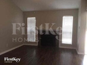 600 Dayton Rd in Mansfield, TX - Building Photo - Building Photo