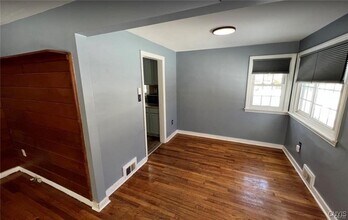 6 Curtis Ave in Baldwinsville, NY - Building Photo - Building Photo