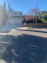 11004 Tinker Ave in Tujunga, CA - Building Photo - Building Photo