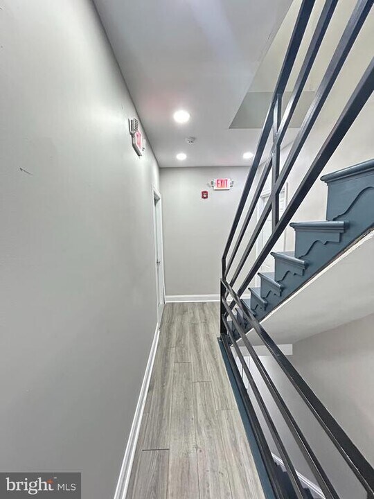 2417 N 54th St in Philadelphia, PA - Building Photo