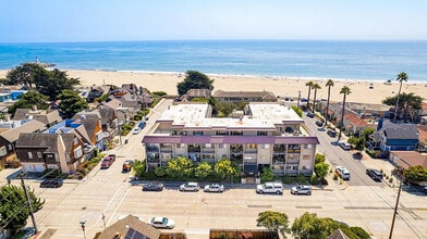 220 Atlantic Ave, Unit # 205 in Santa Cruz, CA - Building Photo - Building Photo