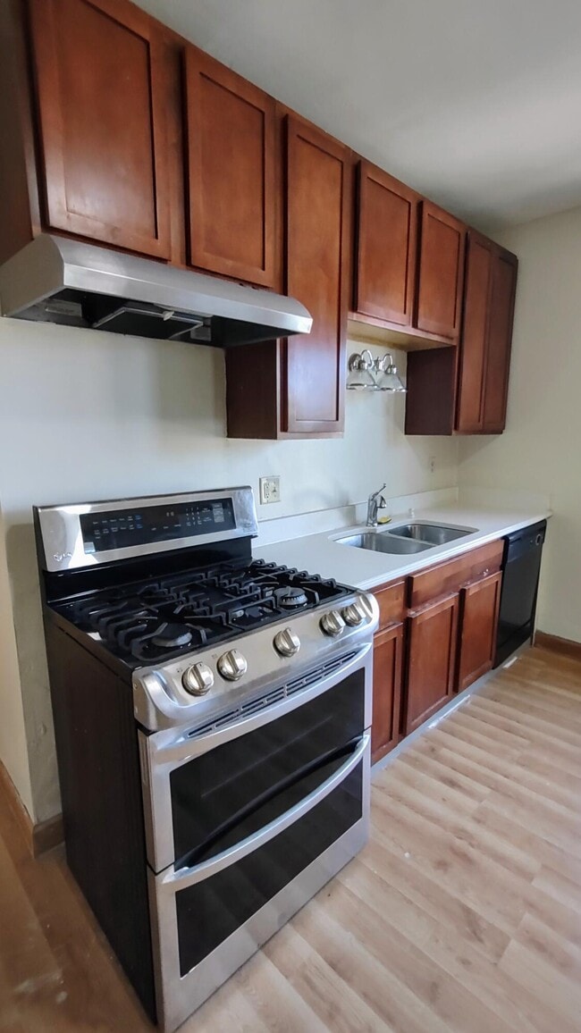 3476 N Bartlett Ave in Milwaukee, WI - Building Photo - Building Photo
