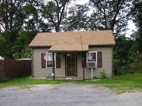 548 Lancaster Pike in New Providence, PA - Foto de edificio - Other