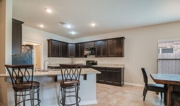 202Gray Gray Birch Lp in Youngsville, LA - Building Photo - Building Photo