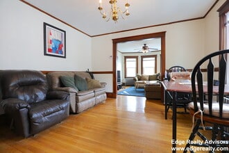 6 Niles St, Unit 2 in Boston, MA - Foto de edificio - Building Photo